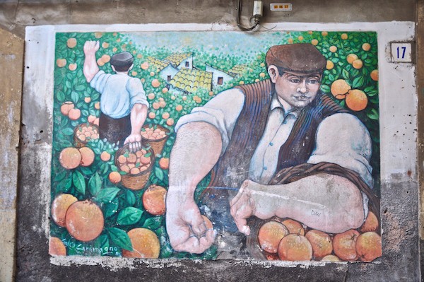 Muurschilderij in Mascalucia, Sicilië